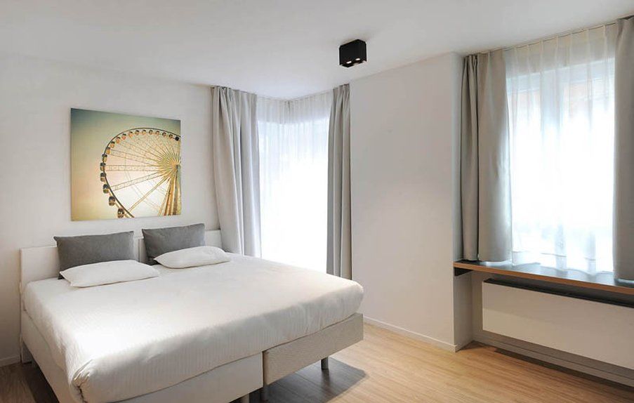 Aparthotel Residence La Source - Quartier Louise Brussel Bagian luar foto